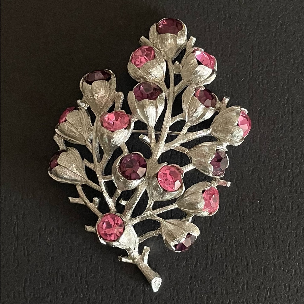 Vintage Sarah Coventry Rhinestone Brooch Wisteria 1962 Pink And Purple 52$